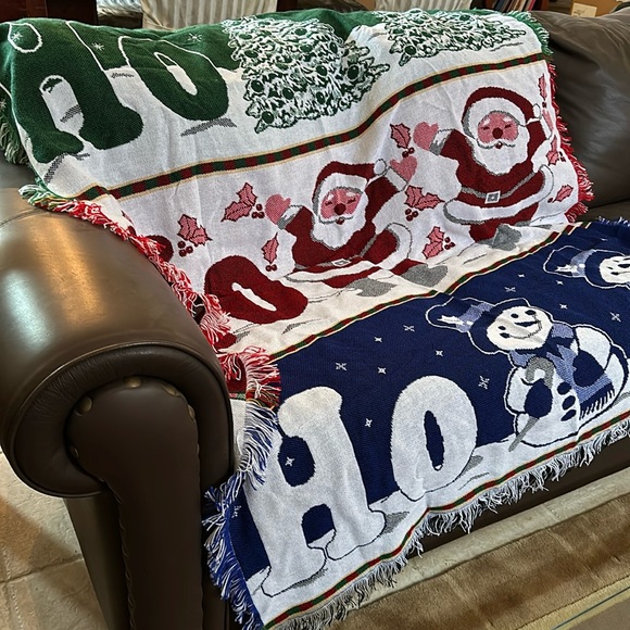 American Weavers *NEW* HO HO HO Christmas Holiday Throw Blanket 50”W x 59”L - Picture 2 of 4